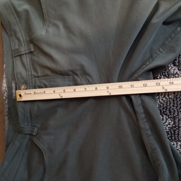 Toad&Co Green Flat Front Shorts Casual Style Rover Outdoors Mens 36 - Picture 6 of 9